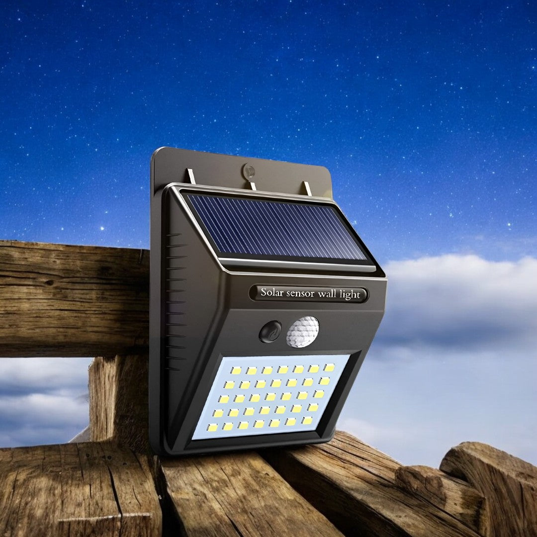 Lampa LED Solara cu Senzor Miscare - Montaj Fara Cabluri, Rezistenta la Intemperii