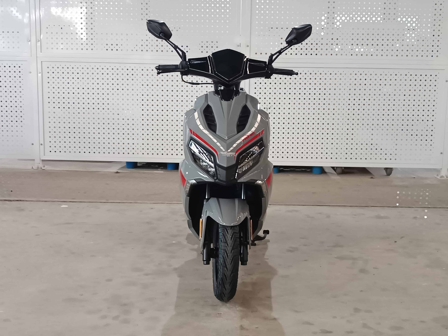 Scuter JRH R9 125CC, viteza 85 km/h, motor EFI, consum redus, gri