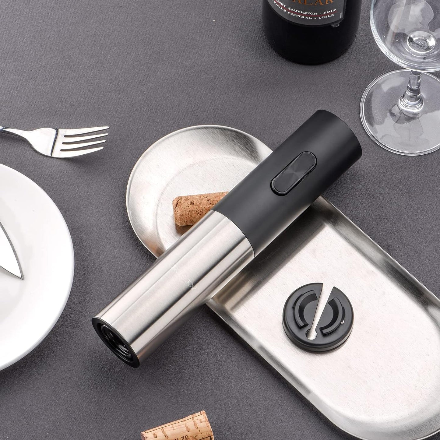 Deschizator Electric pentru Vin cu Design Modern - Functionare pe Baterii, Usor de Folosit