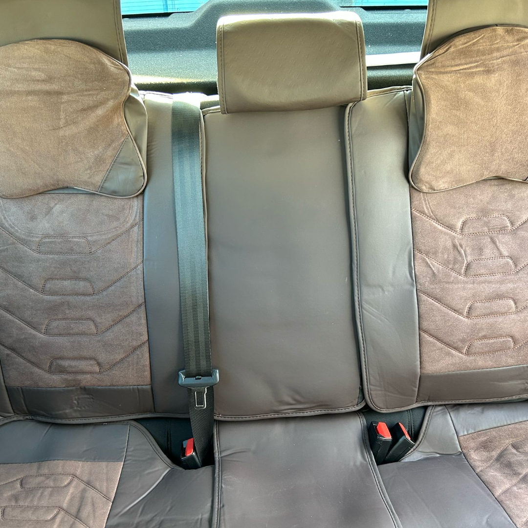 Huse Auto Universale Maro - Protectie Premium pentru Scaune Fata/Spate