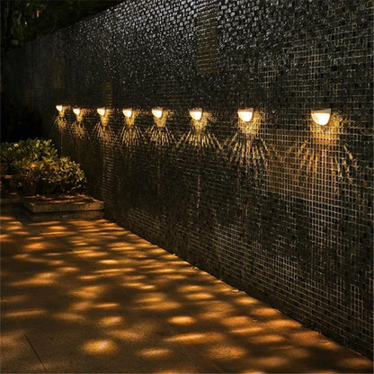 Set 2 Lampi Solare LED cu Senzor Lumina pentru Exterior - Iluminat Ecologic Perete/Gard