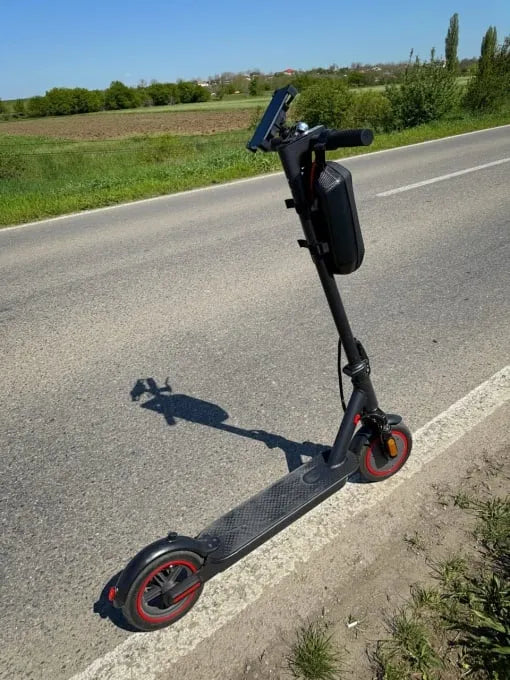 Trotinetă electrică  , 350W, 35 km autonomie, pliabilă, roți 8.5