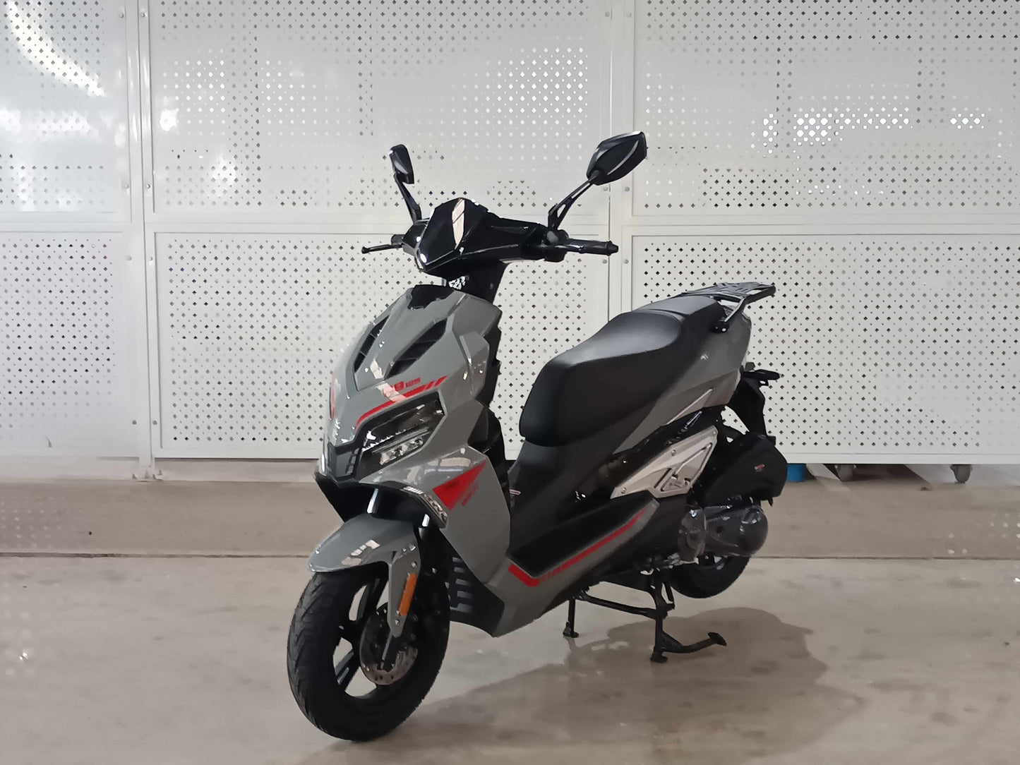 Scuter JRH R9 125CC, viteza 85 km/h, motor EFI, consum redus, gri