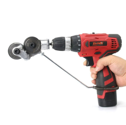 Adaptor de tăiat tablă pentru bormașină